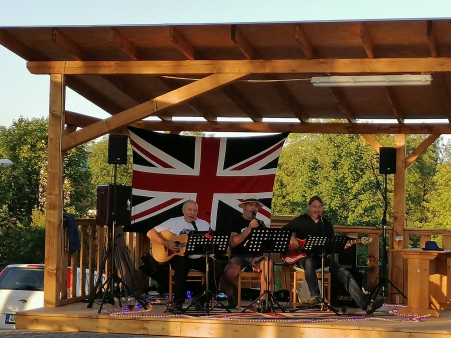 230811 první kapela theenglishman